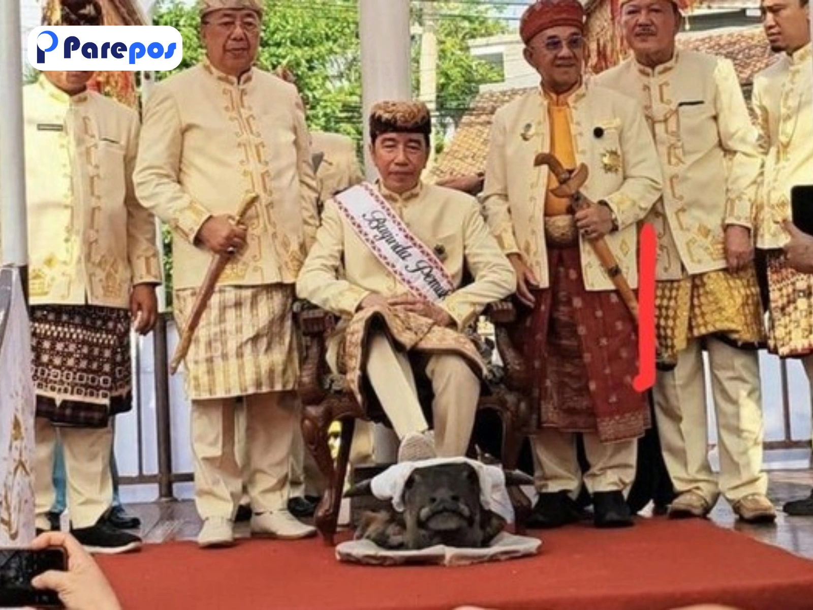 PDIP Tertawakan Jokowi Injak Kepala Kerbau