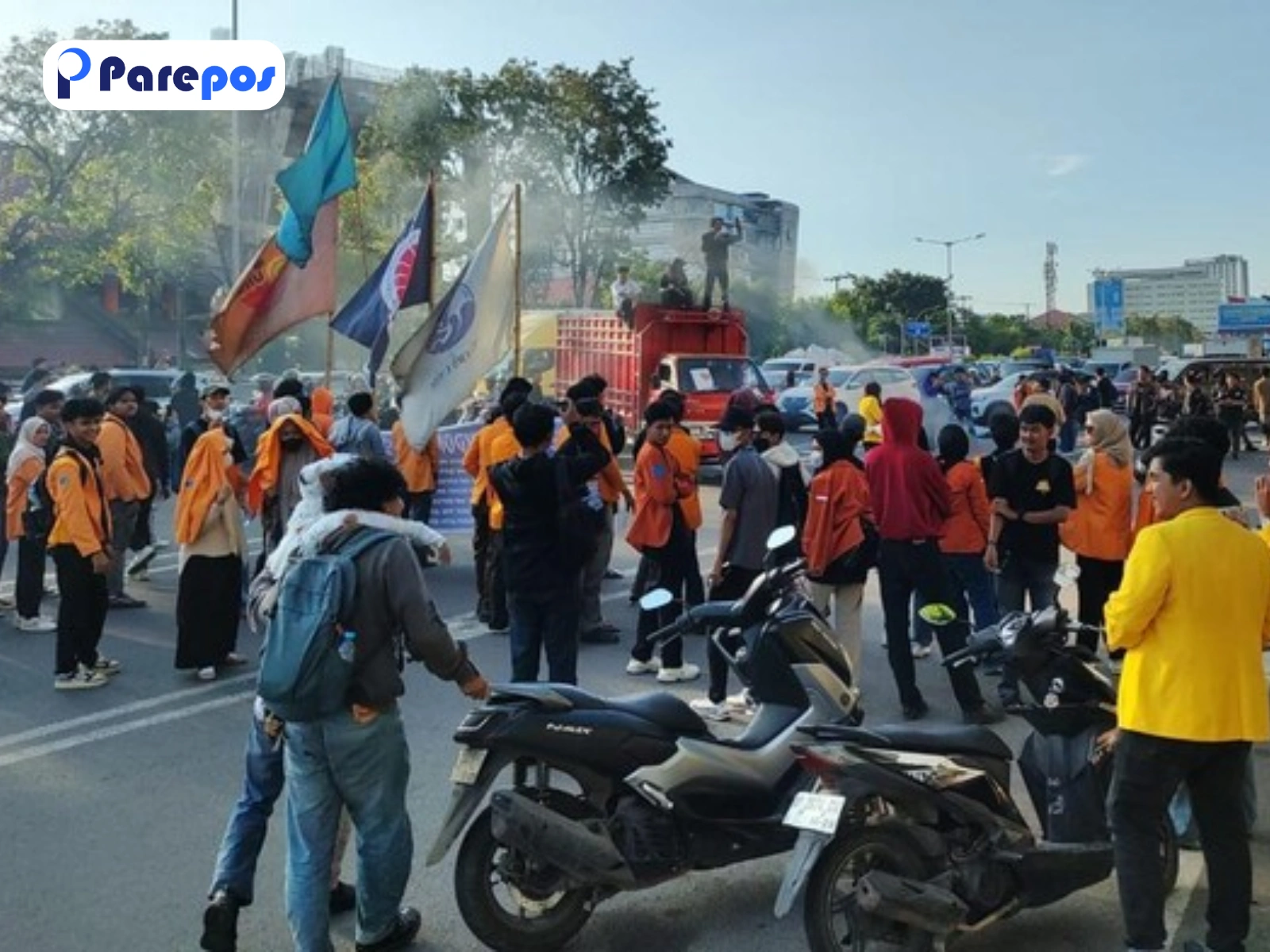 Sejumlah Jalan di Makassar Macet